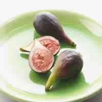 halved and whole fresh figs