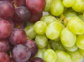 red and white grapes