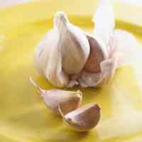bulb and cloves of garlic