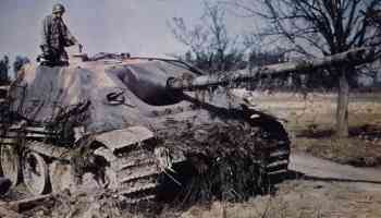 US troops inspect captured Hunting Panther tank 1945