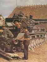 removing the motor from Panzer IV tank