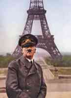 hitler in front of the eiffel tower
