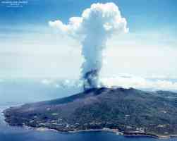 mount miyakejima eruption 2000