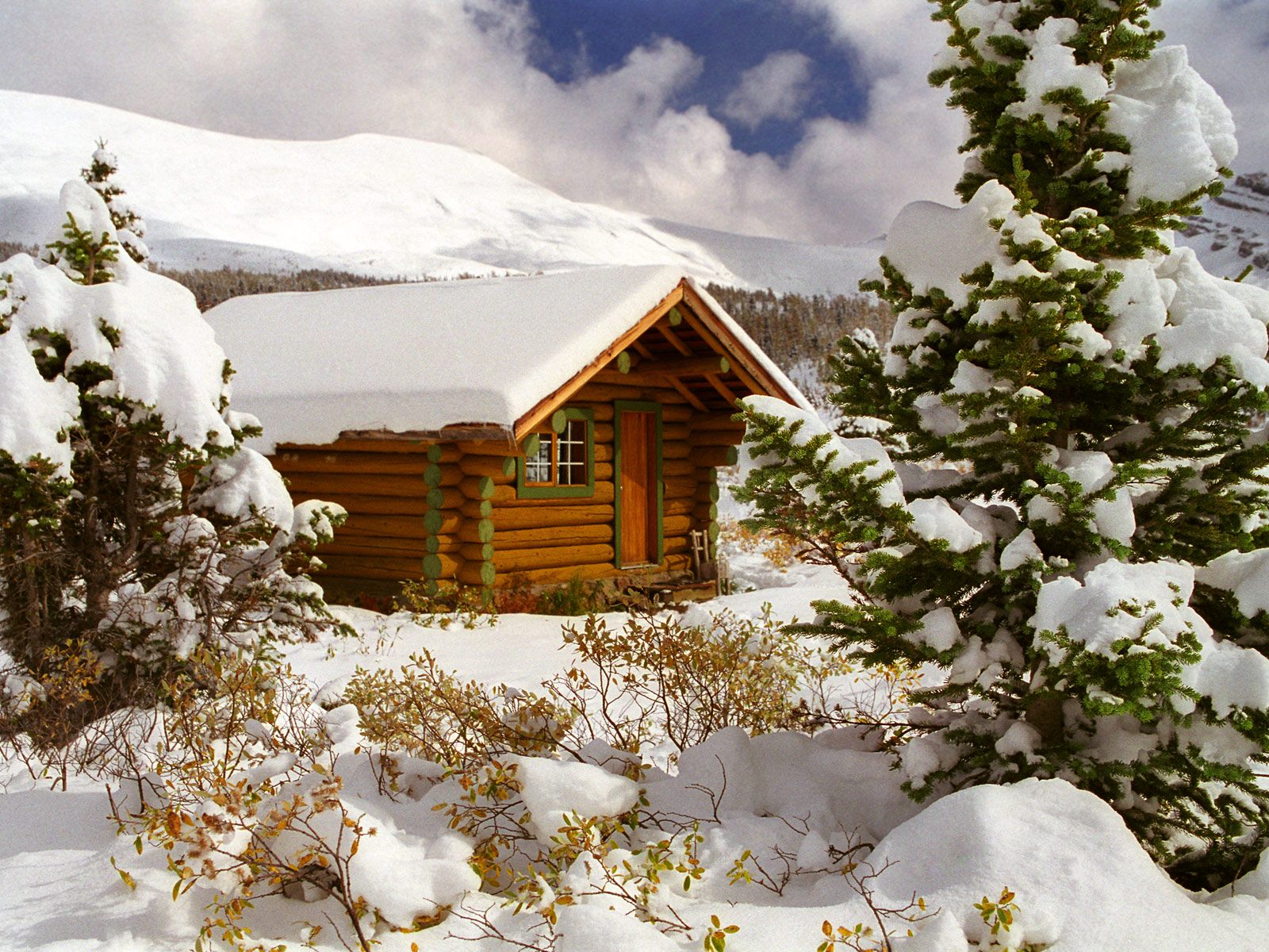 Cozy Log Cabin Mount Assiniboine British Columbia Canada Scenic Snow