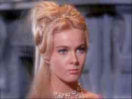 star trek babes yeoman teresa ross in the squire of gothos