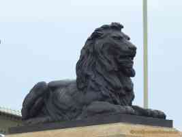 lion statue at rochester bridge
