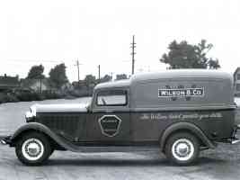 1933 Dodge Double Level Panel Truck sv BW