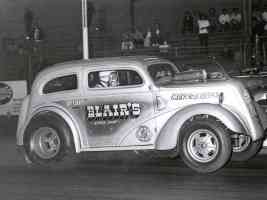 1935 Ford Chopped Tudor Blair s Speed Shop Drag Strip Hot Rod sv BW