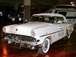 1953 Ford Sunliner Convertible Indy 500 Pace Car White fvl H Ford Museum CL