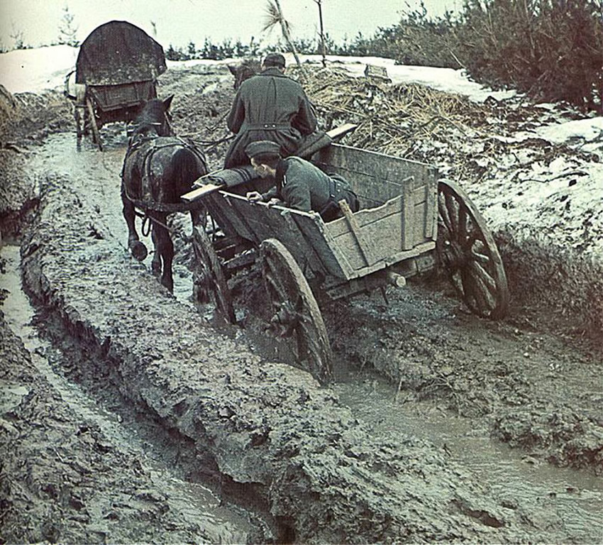 http://ayay.co.uk/backgrounds/historical/german_world_war_2_colour/Through-the-endless-mud-in-Russia.jpg