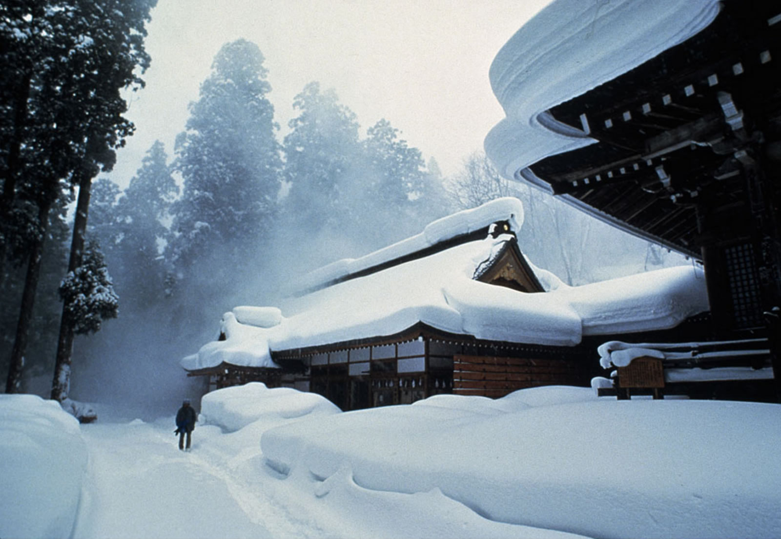 Top 118+ Snow japan wallpaper - Rhsarrow.com